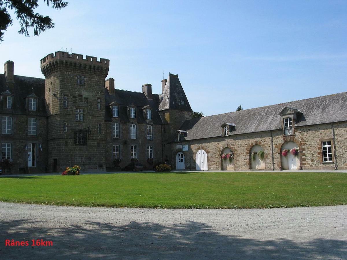 Bed and Breakfast Haras De La Croix D'Argent Saint-Sauveur-de-Carrouges Exterior foto